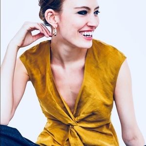 #ZARA 💋 KNOTTED V-NECK TOP 💋 NWT